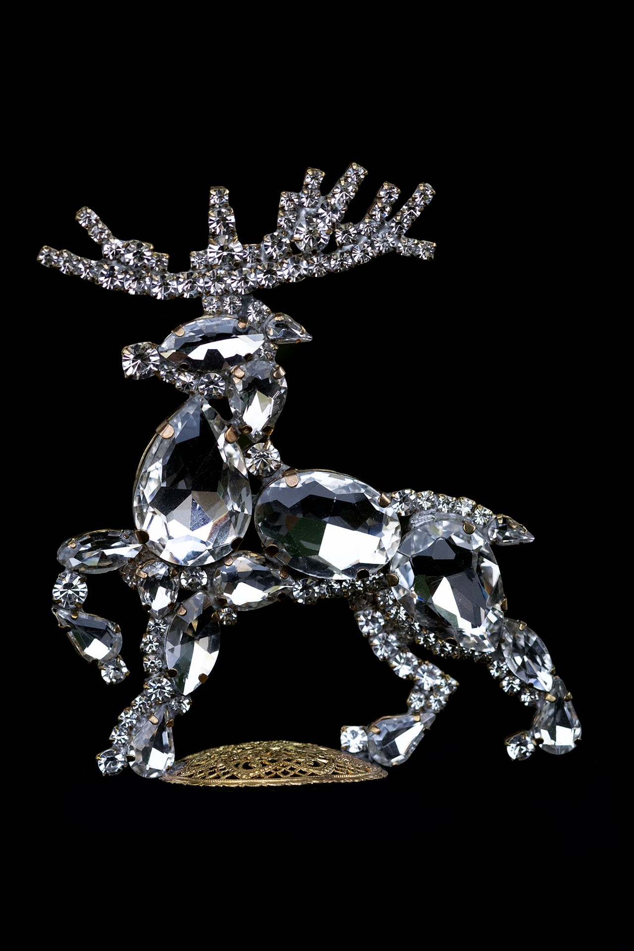 Valiant Reindeer-decorating for christmas - clear rhinestones