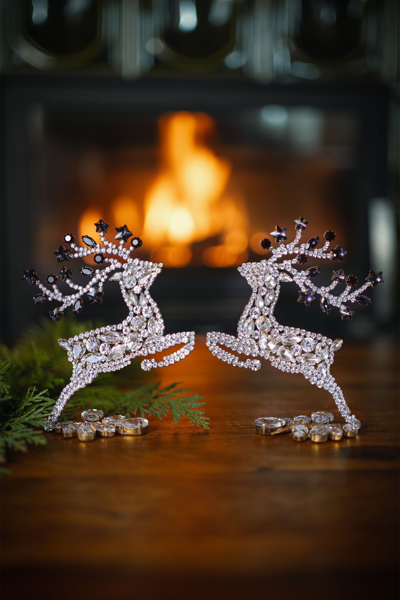 Rhinestone reindeer set for tabletop christmas decoration