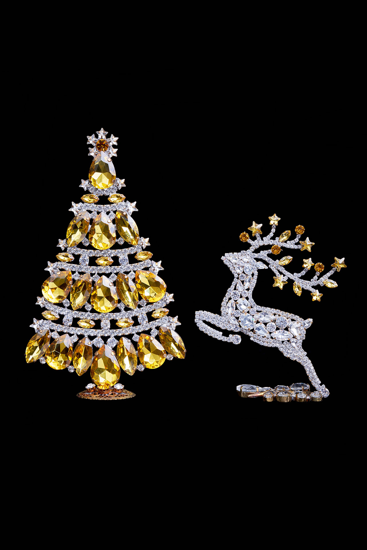 Christmas tree and reindeer from clear and yellow rhinestones