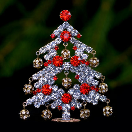 Dainty dazzling Xmas tree, handcrafted decoration ornaments.
